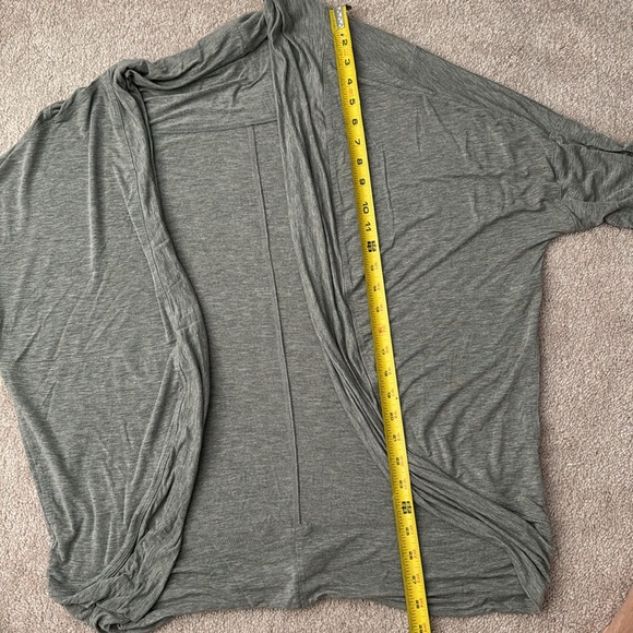 prAna Plus size Foundation Munra Wrap in Heather Grey, Size 1X - Picture 14 of 14